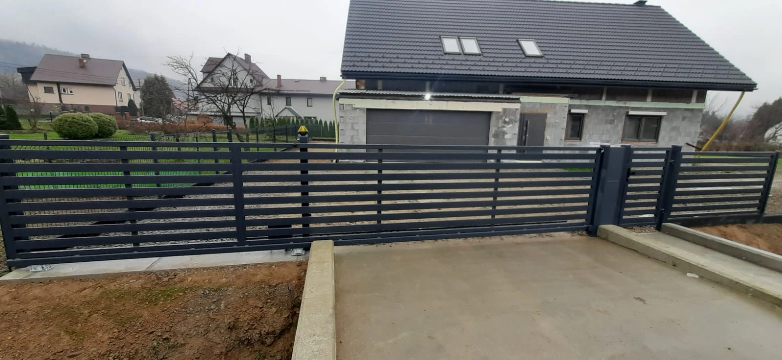 zdjęcie - Ogrodzenia palisadowe